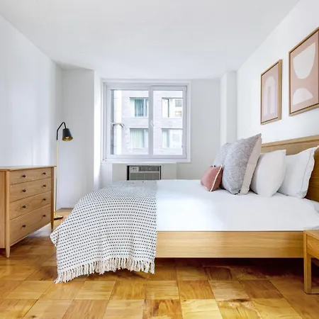 Midtown 2br W Gym Doorman Nr Park Nyc-507 Apartment New York
