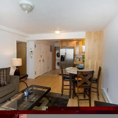 Spacious 2 Bedroom Apartment! Nyc Apartment