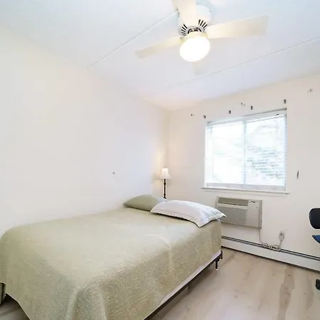 Awesome 3 Bedroom Unit In Nyc! New York