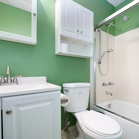 Awesome 3 Bedroom Unit In Nyc! Apartment New York