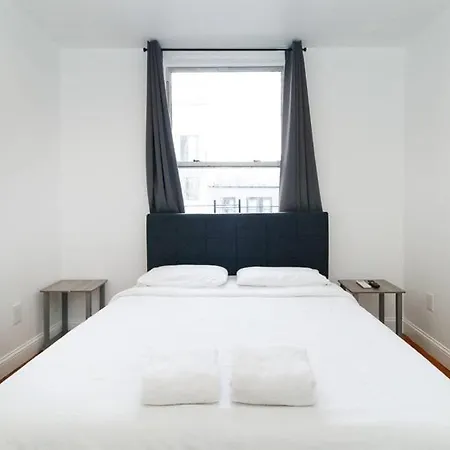 Apartment Lovely 3 Bedroom Apt In Nyc