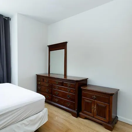 Apartment Beautiful 3 Bedroom 1 Bath Unit New York
