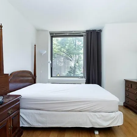 Beautiful 3 Bedroom 1 Bath Unit *