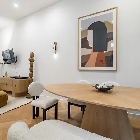 Luxurious Harlem With Modern Amenities, Outdoor Patio! Apartment New York