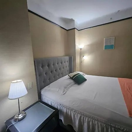 1 Bedroom At The Mansfield Midtown * New York