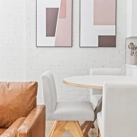 Upper Eastside 3bd 1ba Gem Apartment