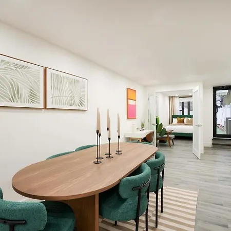 317-1d New 2br Duplex Wd Private Backyard New York