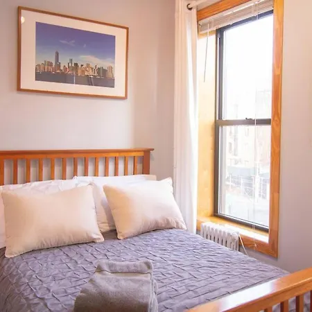 2 Bedroom With 3 Beds - Friends & Family New York
