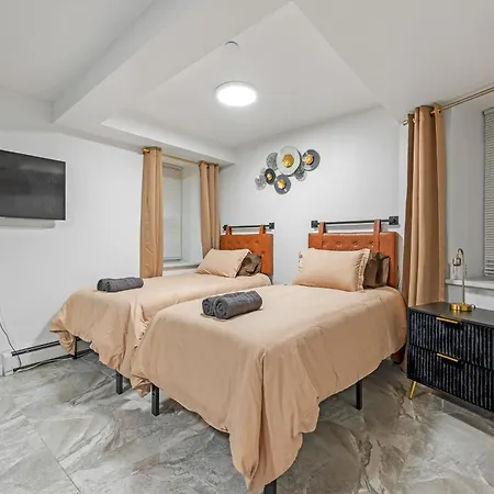Hotel Active Park East 3bedrooms 2 Bathrooms 1700 Sf New York