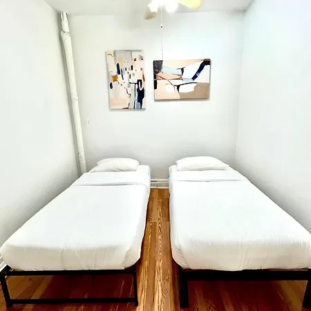 Apartment Monthly Nyc Rentals- Beautiful 3 Bedroom Unit *