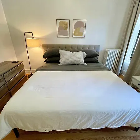 Monthly Nyc Rentals- Beautiful 3 Bedroom Unit Apartment *