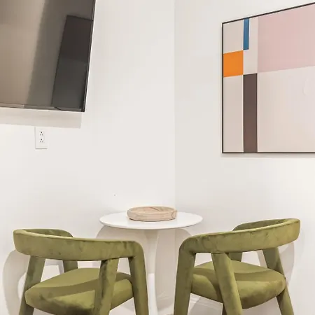Relaxing 3br 1bath * New York