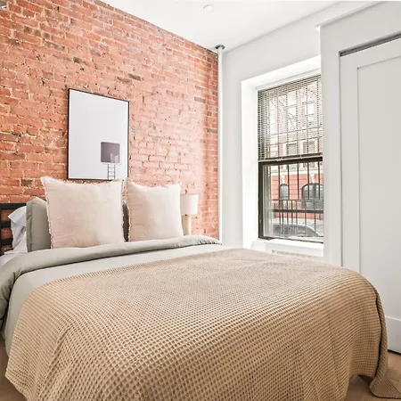 Relaxing 3br 1bath Apartment *