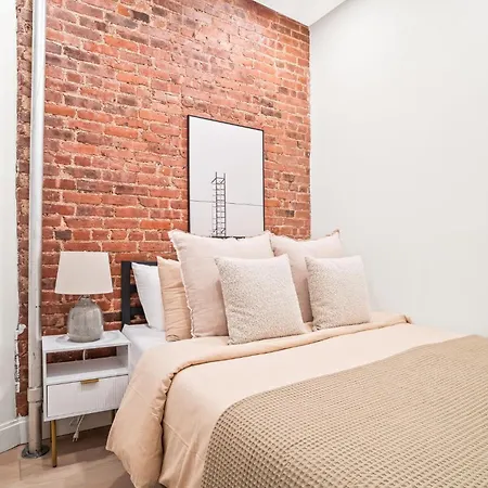 Relaxing 3br 1bath Apartment *