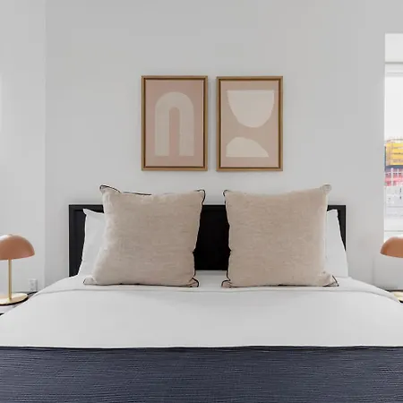 Blueground Midtown Elev Wd Nr Times Square Nyc-1438 *