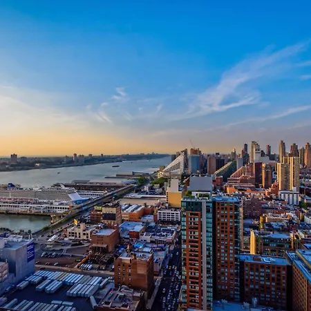 Apartment In Hells Kitchen W Gym Pool Nr The Subway Nyc-250 New York