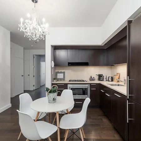 Outstanding & Bright 5bdr & 2 Bth In Downtown Manhattan * New York