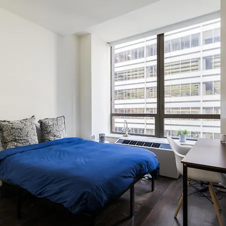 Outstanding & Bright 5bdr & 2 Bth In Downtown Manhattan Apartment