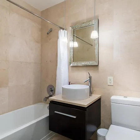 Outstanding & Bright 5bdr & 2 Bth In Downtown Manhattan New York