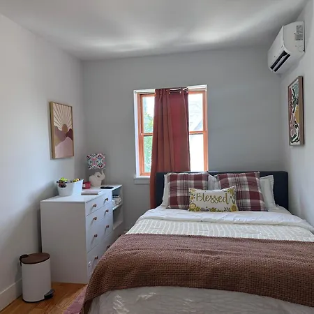 Cozy And Peaceful In Brooklyn *