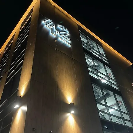 42 Williamsburg Hotel 4*