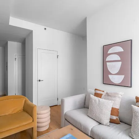 Apartment 2 Bed 1 Bath Magnificent