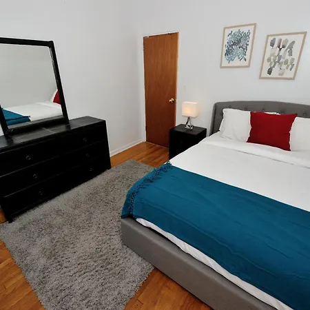 Apartment Stylish 2 Bedroom Unit *