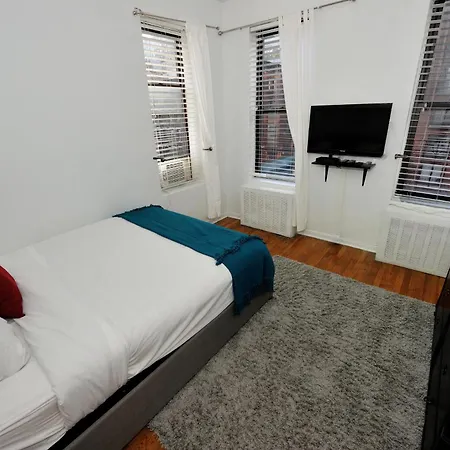 Stylish 2 Bedroom Unit Apartment