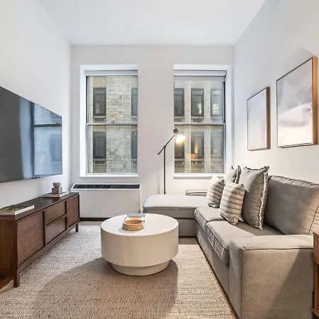 Apartment Designer 2 Bd Apt In Wall St