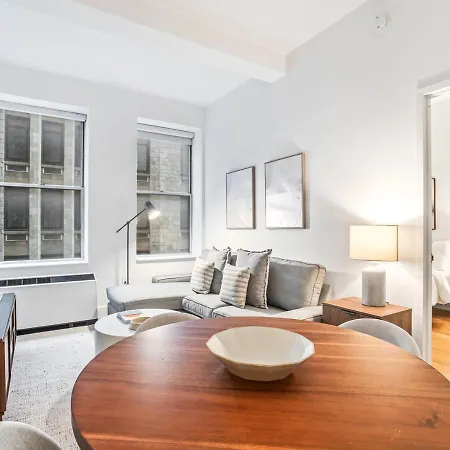 Apartment Designer 2 Bd Apt In Wall St