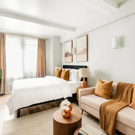 Apartment 73-304 Newly Reno Uws Doorman Gym Laundry New York
