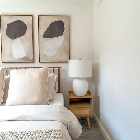 Amazing 3bd 1bath Near Times Square Apartment *