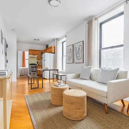 Monthly Nyc Rentals- Modern 3 Bedroom Unit Apartment New York