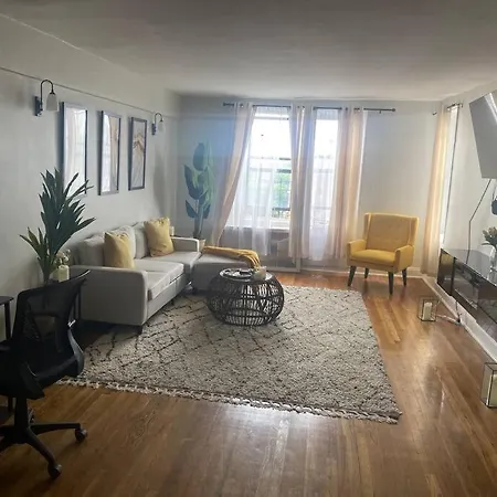 Stylish- 1 Bed Spacious