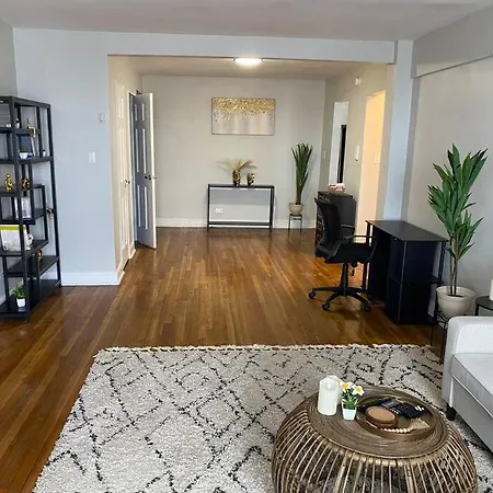 Stylish- 1 Bed Spacious
