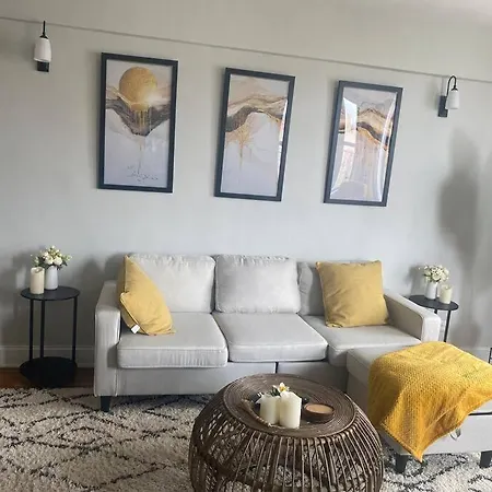 Stylish- 1 Bed Spacious *