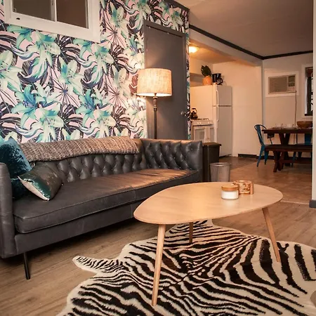 Monthly Nyc - Perfectly Designed 3 Bedroom Unit Apartment