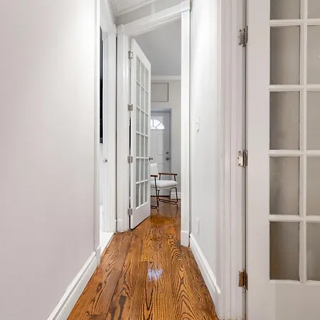 Monthly Nyc Rentals- Amazing 3 Bedroom 1 Bath Unit