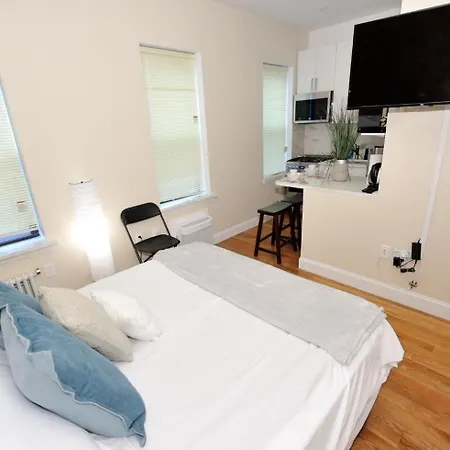 Monthly Nyc Rentals- Newly Designed Studio