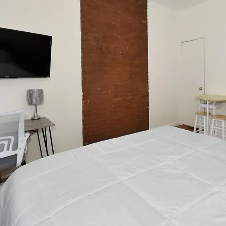 Apartment Monthly Nyc Rentals- Welcoming Studio *