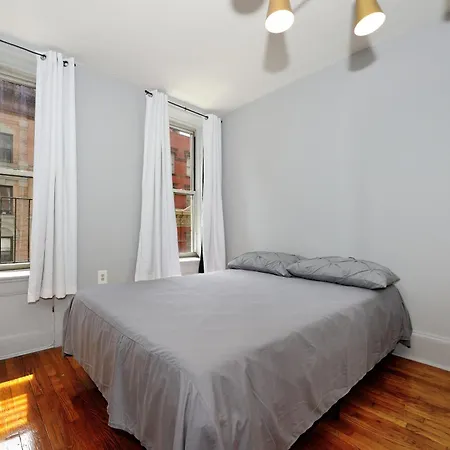 Monthly Nyc Rentals- Superb Studio Apartment *