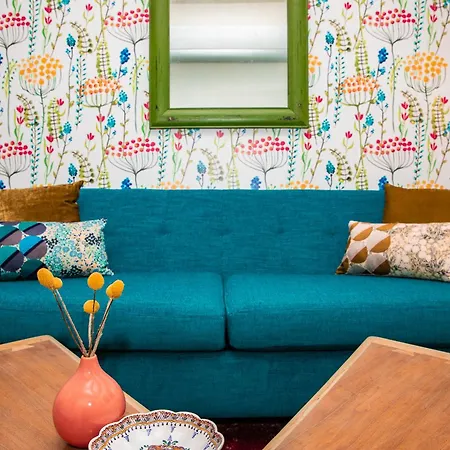 Monthly Nyc Rentals- Lovely 3 Bedroom Apartment New York