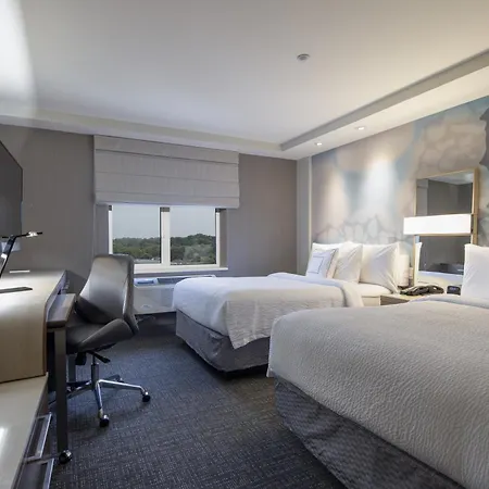 Courtyard By Marriott Queens/fresh Meadows New York