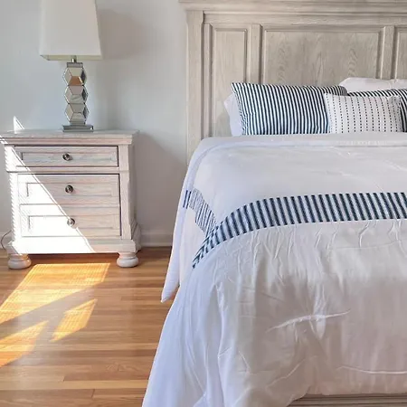 Homestay In Pelham Park New York