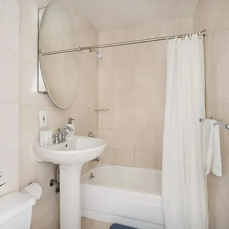 73-518 Newly Reno Uws Doorman Gym Laundry Apartment New York