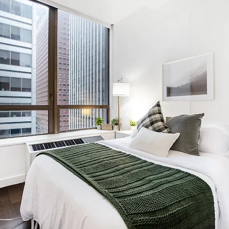 Apartment Gorgeous & Stylish 4bdr & 2bth In Downtown Manhattan