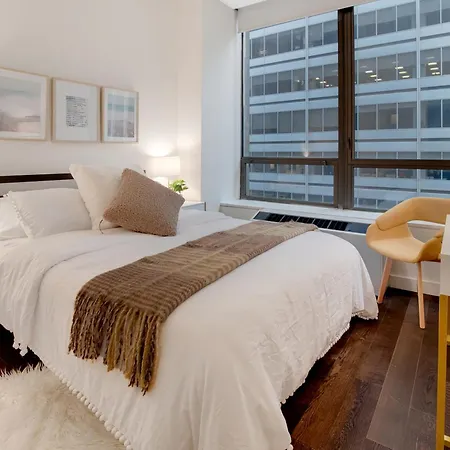Apartment Gorgeous & Stylish 4bdr & 2bth In Downtown Manhattan New York