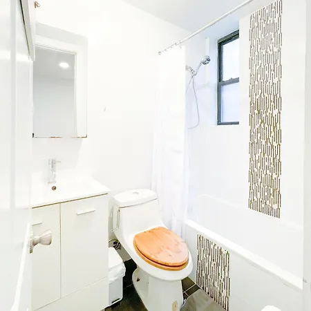 Homestay The Yellow New York