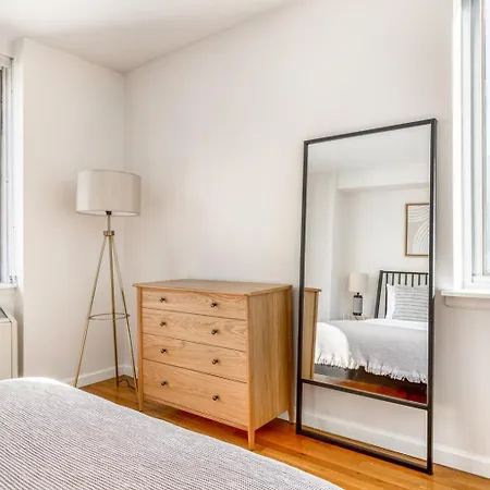 Chelsea 1br W Doorman Gym Nr High Line Nyc-704 Apartment New York