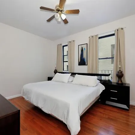 Monthly Nyc - Pleasant 2 Bedroom Apartment *
